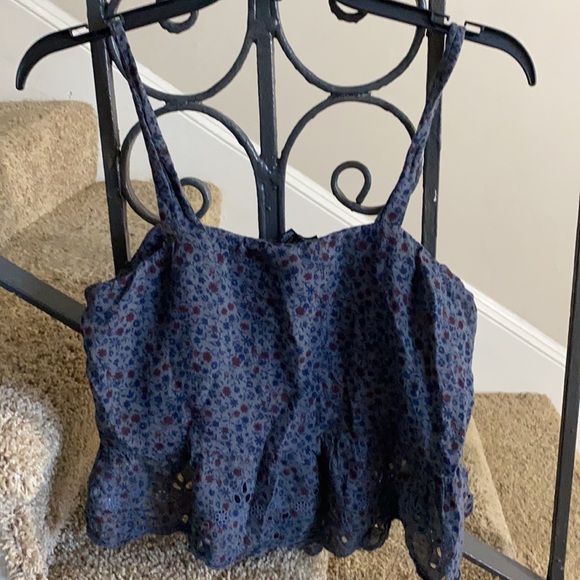 American Eagle Outfitters crop top - Picture 2 of 3